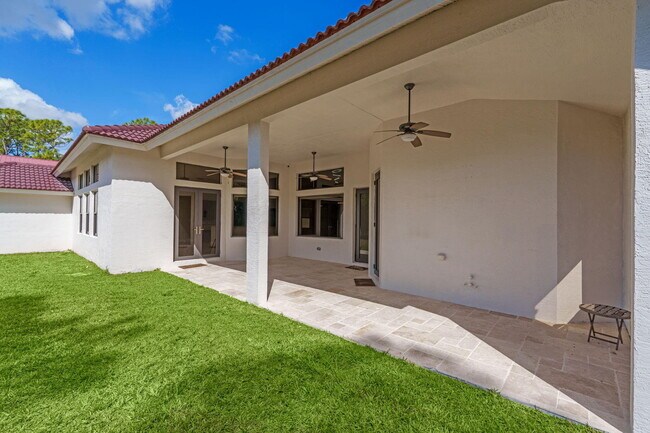 Building Photo - 16596 82nd Rd N