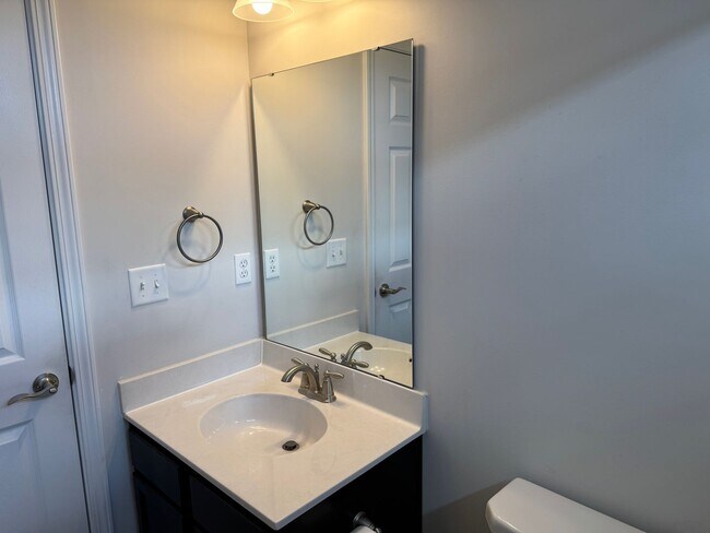 Building Photo - South AVL - Beautiful, Spacious, Versatile...
