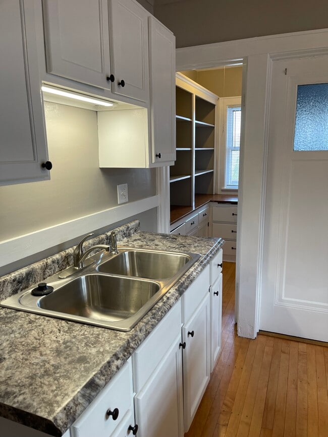 New sink, countertop, faucet, garbage disposal - 3028 S 47th St