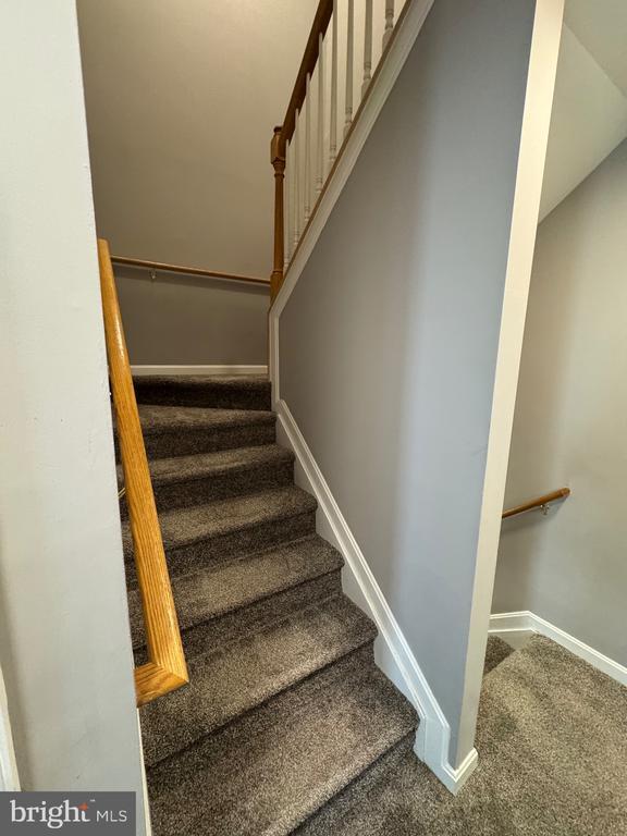 Building Photo - 1402 Blue Heron Dr