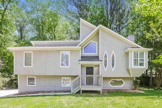 Building Photo - 3684 Linwood Way