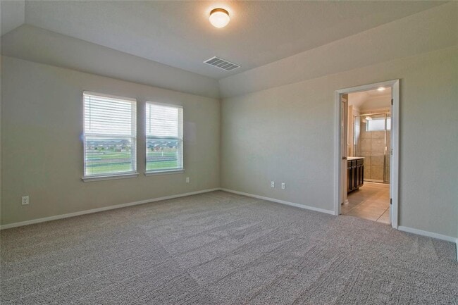 Building Photo - 6613 Wolf Pack Dr