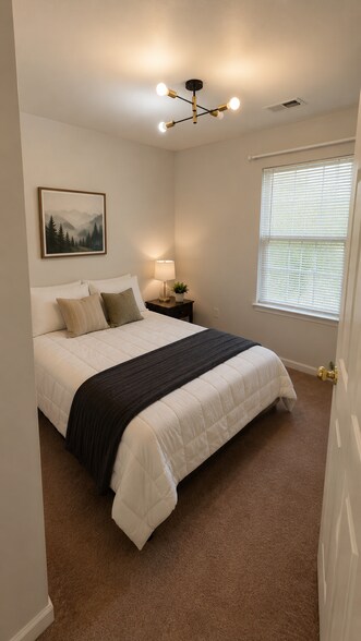 Building Photo - 46802 Lawnes Creek Ter