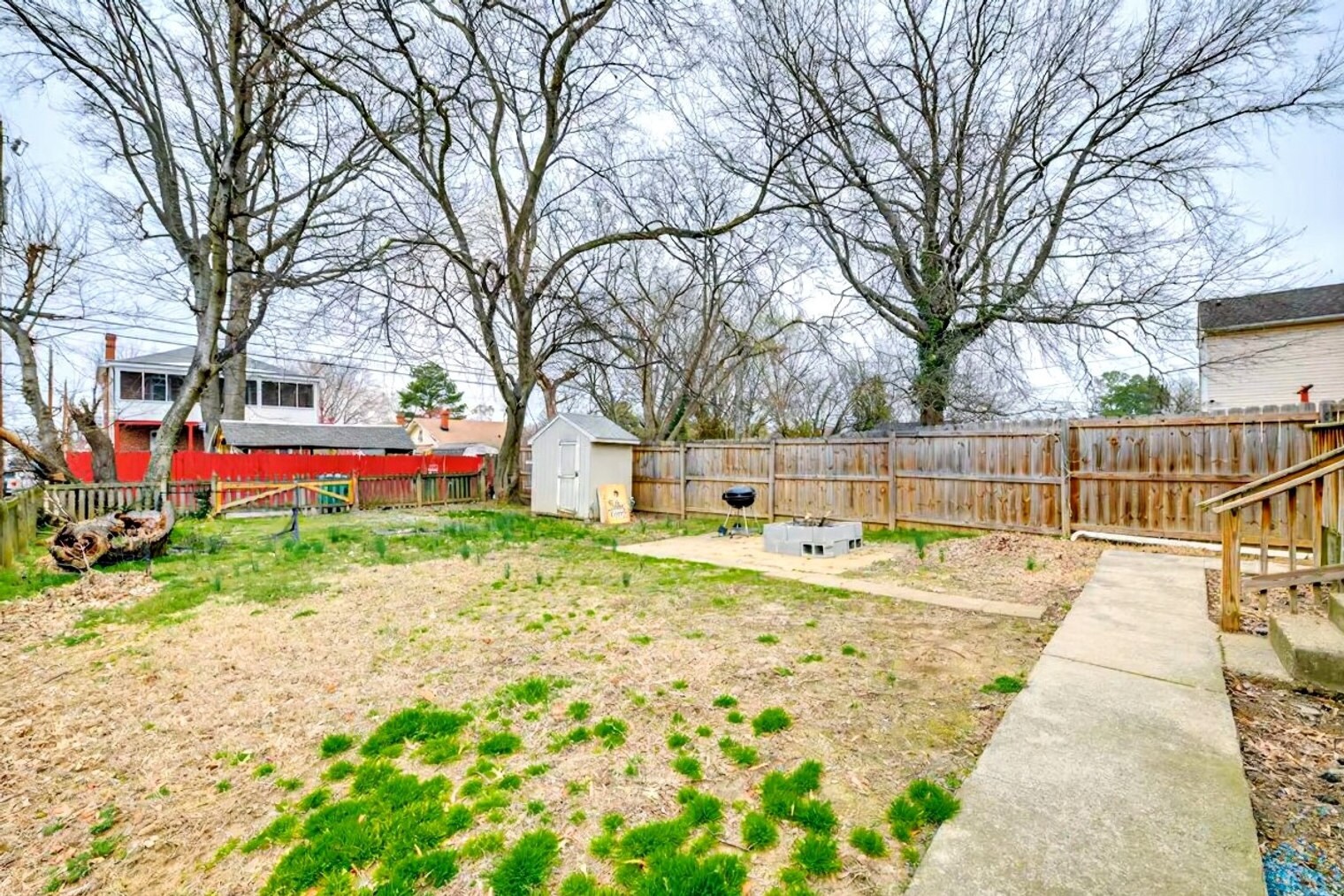 Building Photo - 1913 Dinwiddie Ave