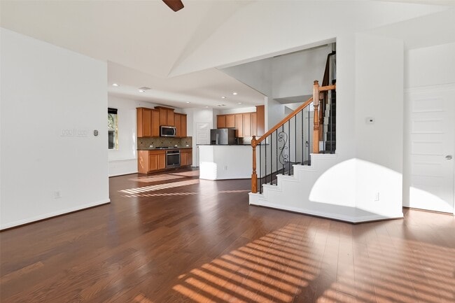 Building Photo - 20515 Bandrock Terrace