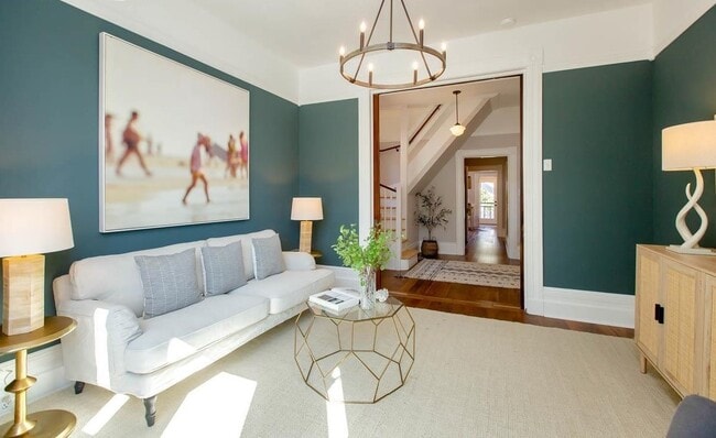 Building Photo - 2253 Clinton Ave