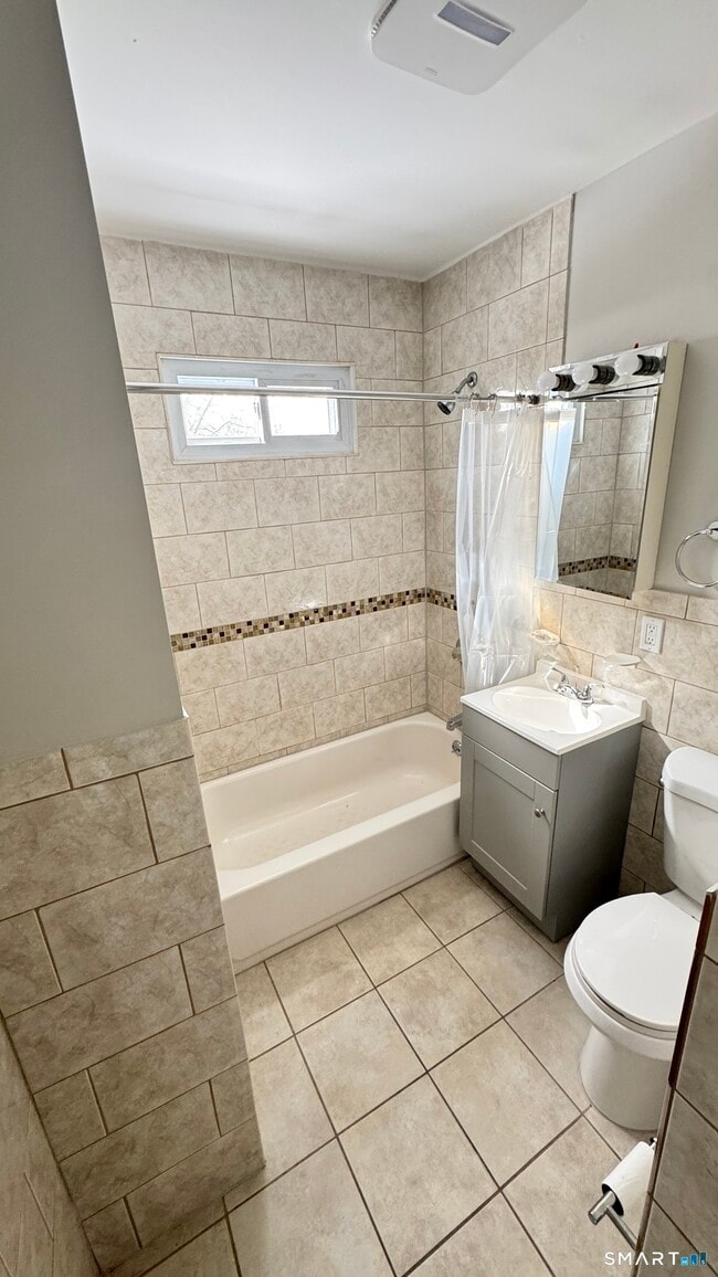 Building Photo - 26 Rock Creek Rd