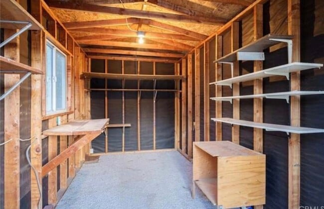 Building Photo - 3bd 2ba