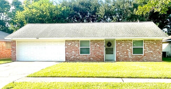 Primary Photo - 1202 E Princeton Ln
