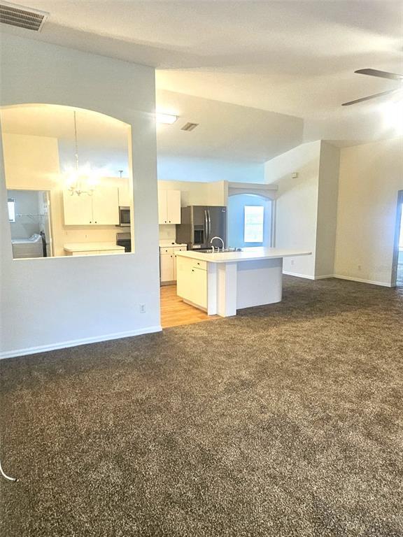 Building Photo - 25173 Mercedes Dr