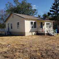 Building Photo - 316 Davis St