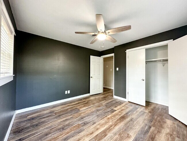Building Photo - 2608 Raleigh Ave