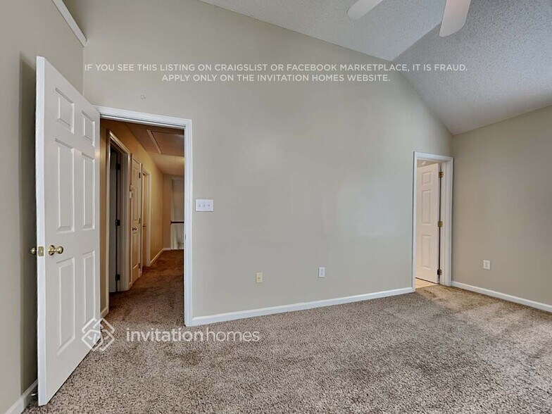Building Photo - 10419 Worsley Ln