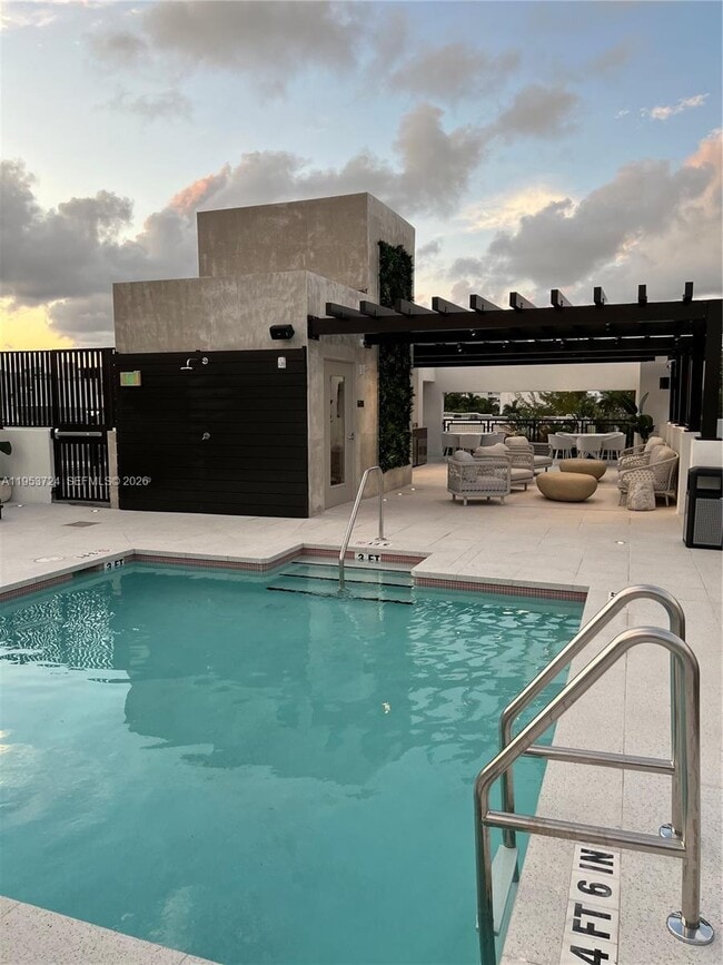 Building Photo - 1030 15th St