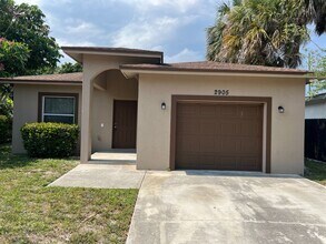 Building Photo - Great 3 Bedroom Home