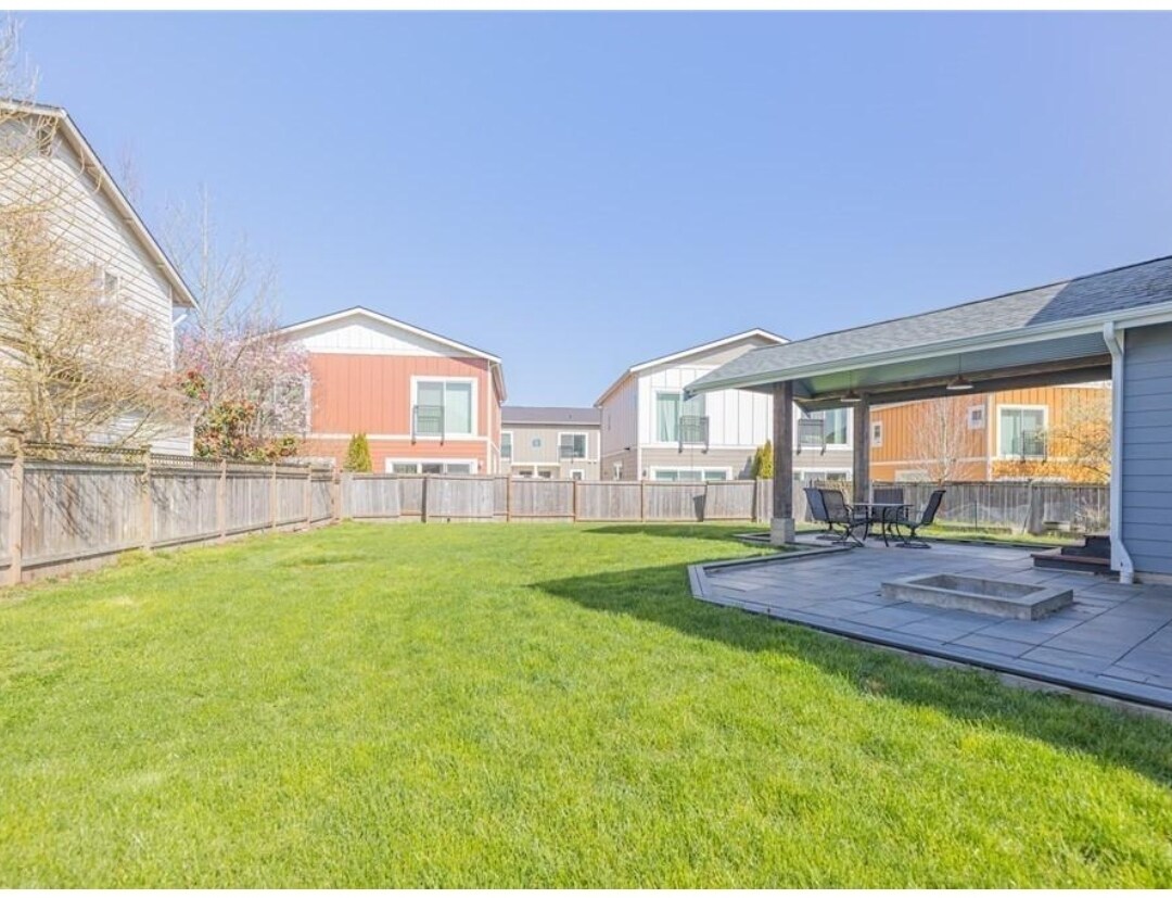 Building Photo - 1107 167th St SW