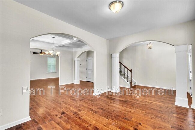Building Photo - 356 Casey Dr