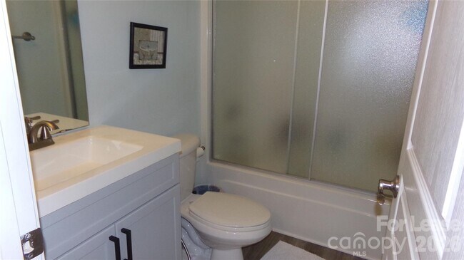 Building Photo - 10418 Glenmeade Rd