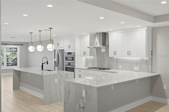 Building Photo - 845 Snell Isle Blvd NE