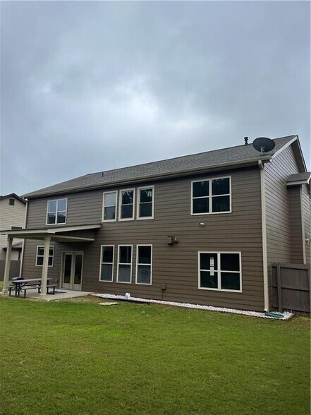 Building Photo - 1404 Slate Bend Dr