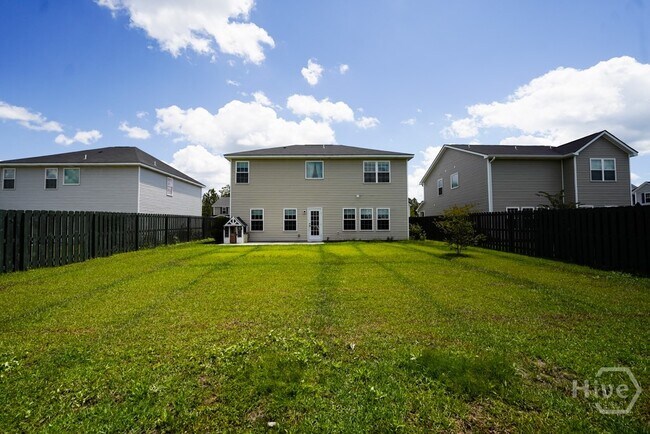 Building Photo - 24 Daylily Ct