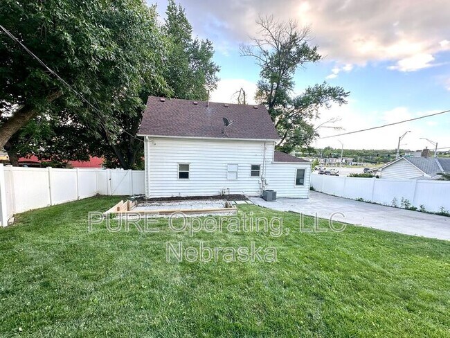 Building Photo - 2814 N 204th St