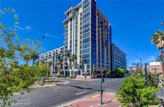 Building Photo - Gorgeous Views! Fully Furnished Modern loft-style