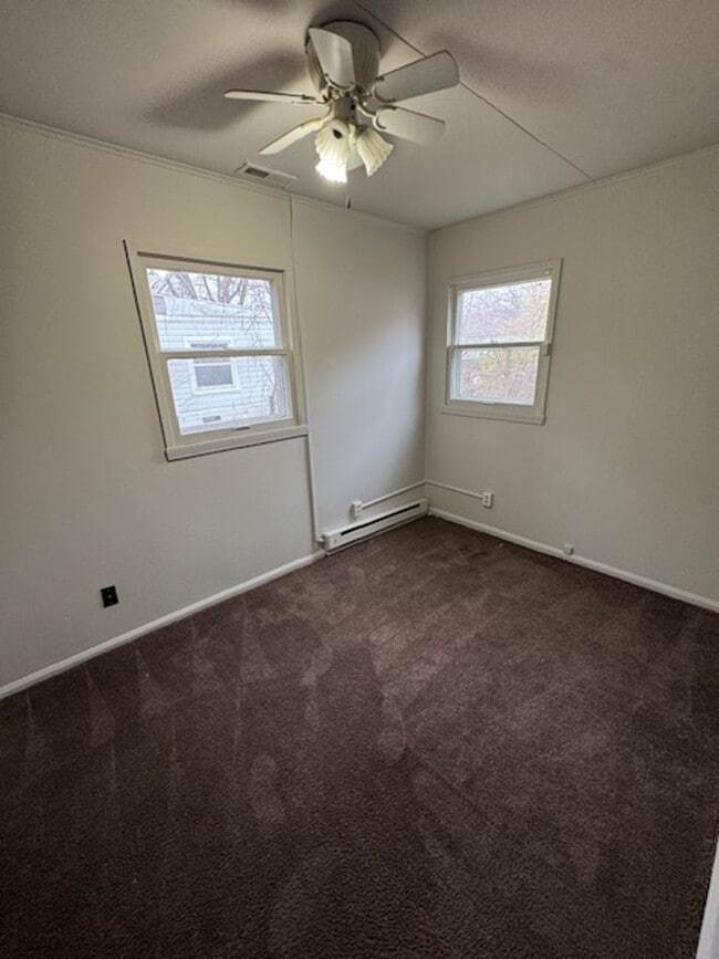 Building Photo - 4602 Oliver St