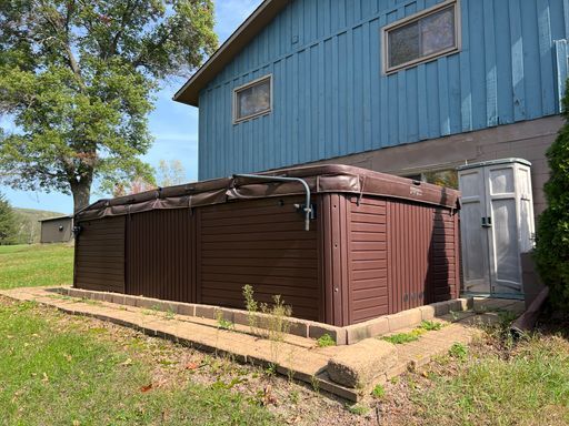 Building Photo - 2 Bedroom 1.5 Bath Single Family Home Avai...