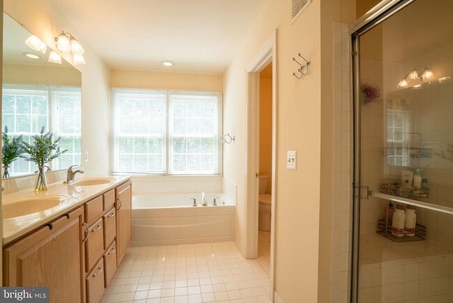 Building Photo - 4215 Timber Meadow Dr