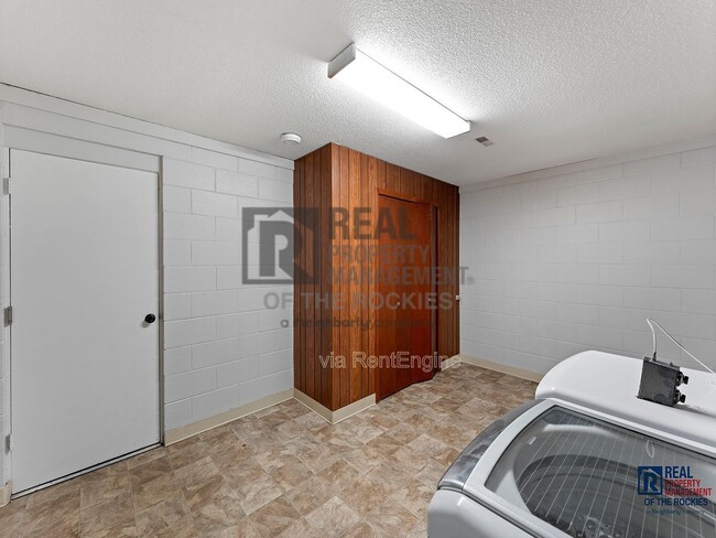 Building Photo - 1831 21st Street Rd