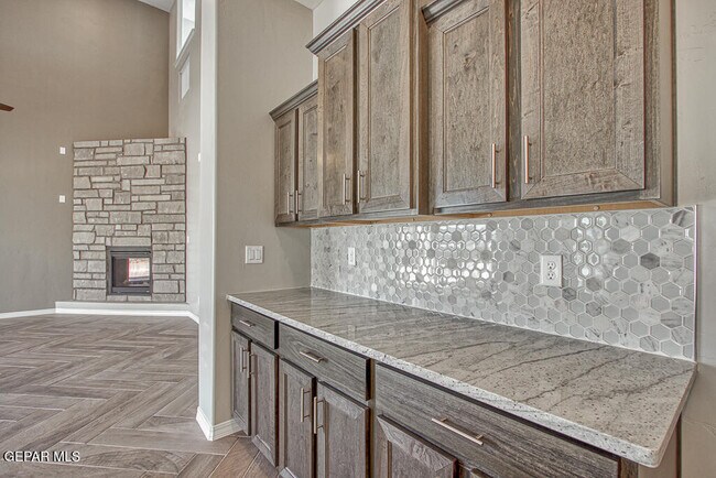 Building Photo - 14945 Tierra Haven Ave