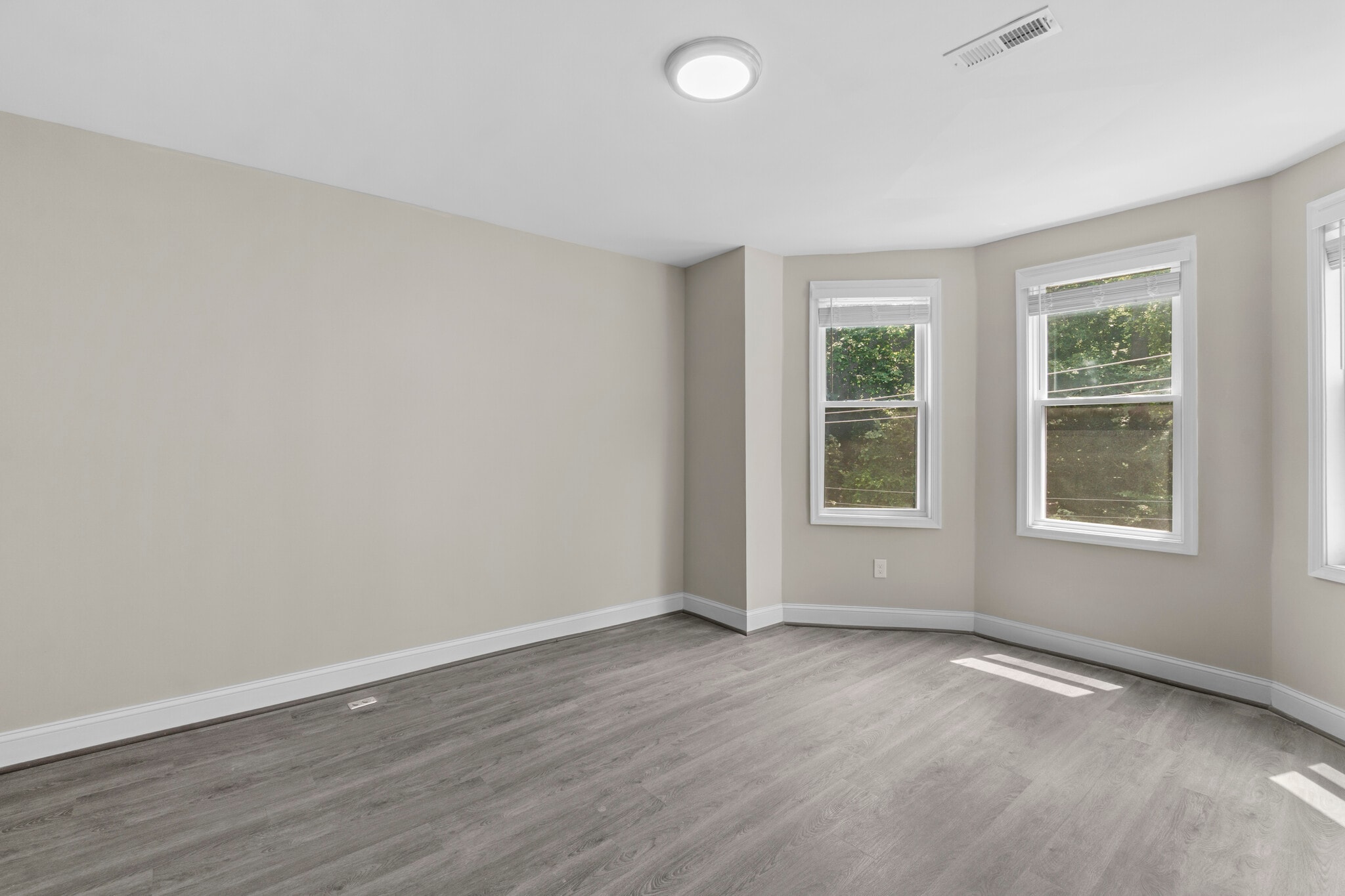 Building Photo - 2268 Druid Park Dr