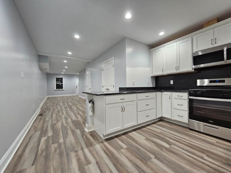 Building Photo - 108 Poplar St