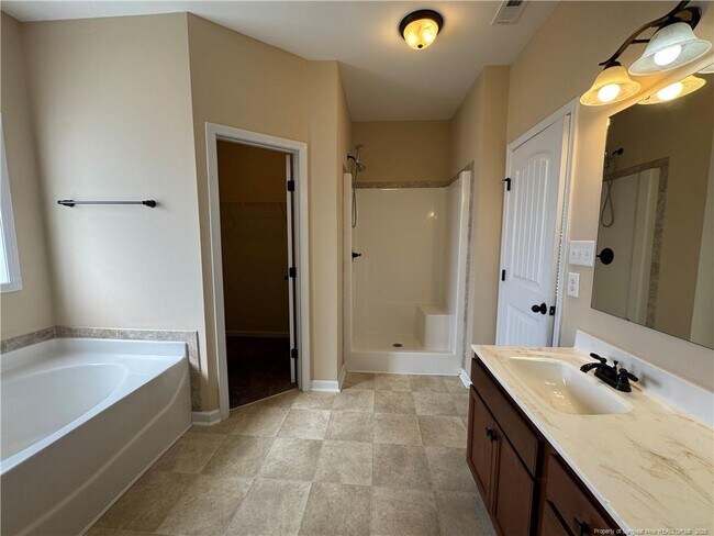 Building Photo - 134 Whitetail Ct