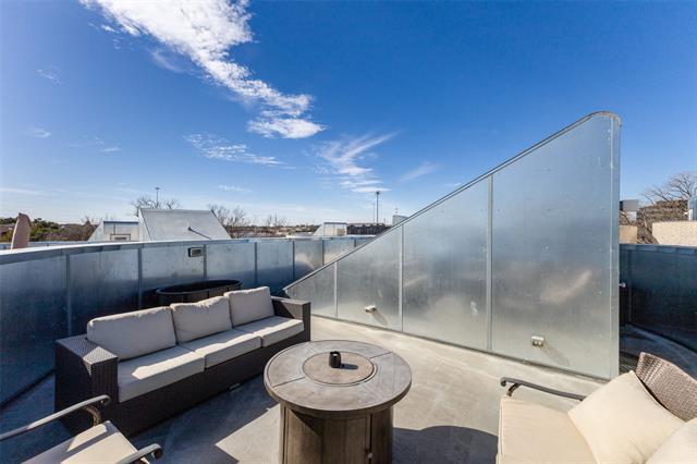 Building Photo - 308 Blackland Ct