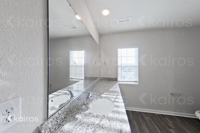 Building Photo - 1462 Native Gdn Rd