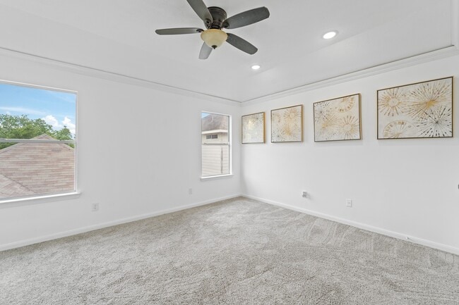 Building Photo - 6310 Mountain Pines Ln
