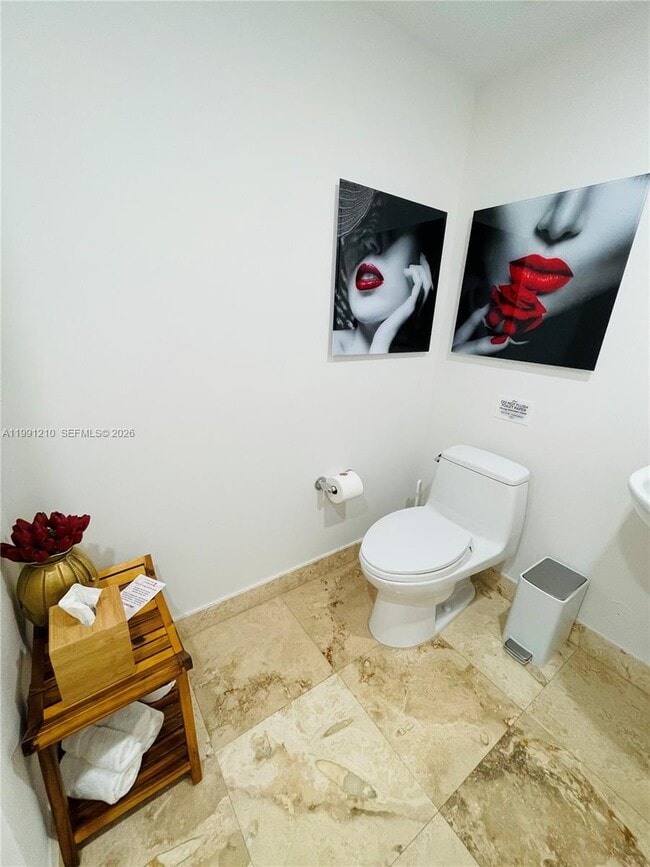 Building Photo - 41 SE 5th St