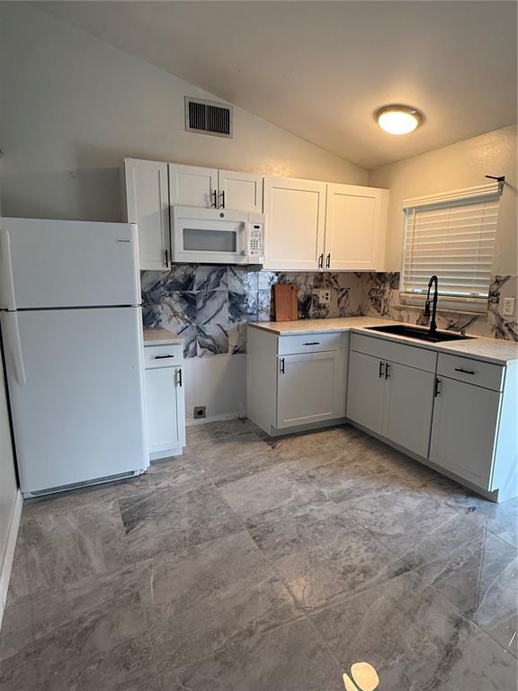 Building Photo - 3258 Kismet Ct