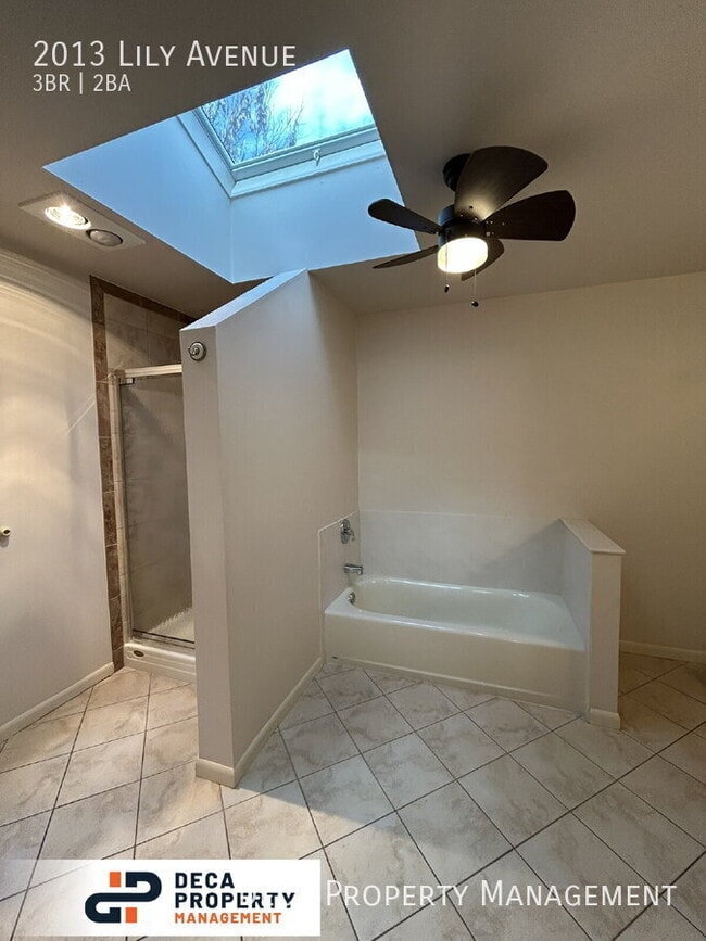 Building Photo - 2013 Lily Ave