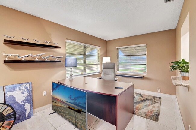 Building Photo - 6078 Dusenburg Rd