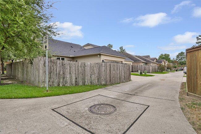 Building Photo - 17227 Mitchell Pass Ln