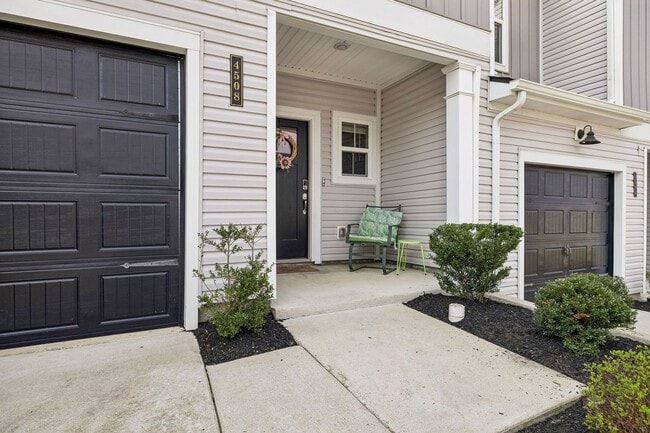 Building Photo - Beautifully maintained and now available as a rental for the very first time!
