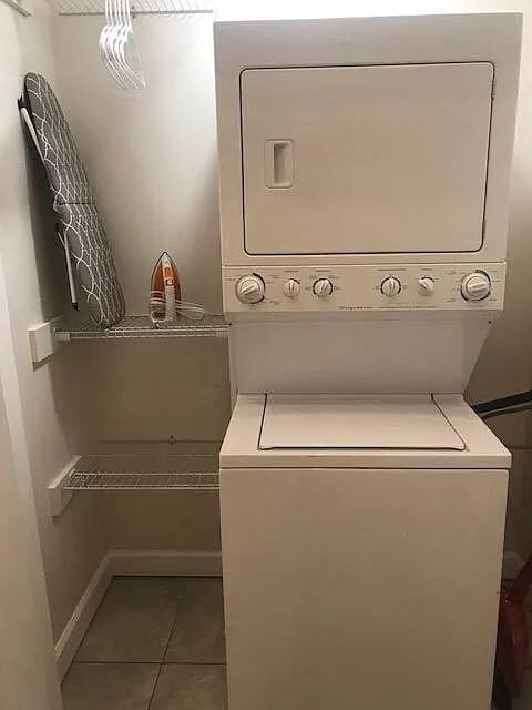 Building Photo - 406 Willard St