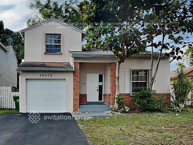 Building Photo - 14075 Langley Pl