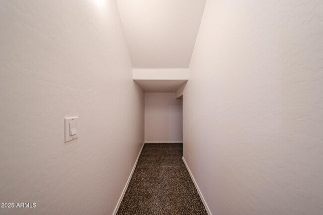 Building Photo - 5318 W Maldonado Rd