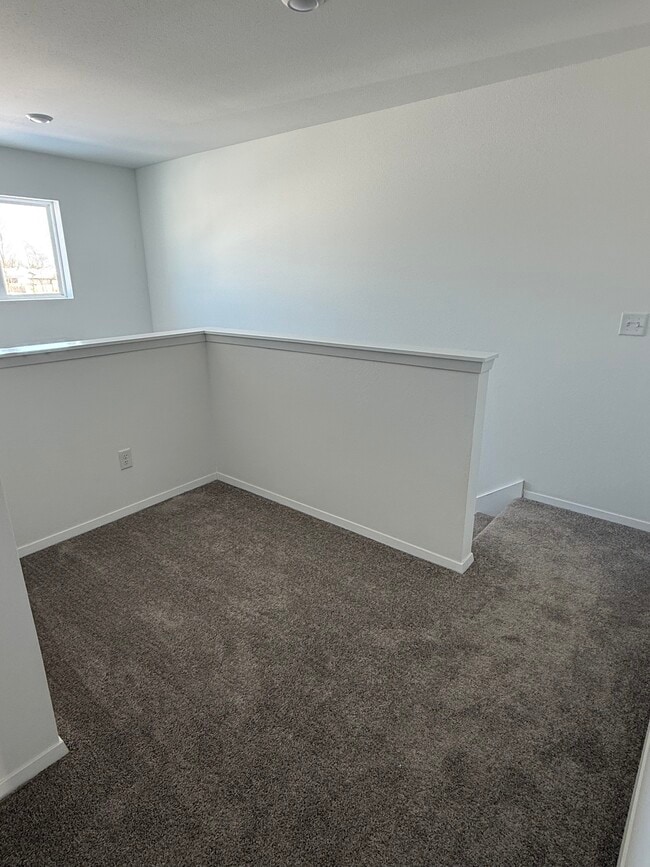 Building Photo - 6805 SW Dignity Ave