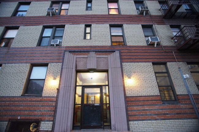 Building Photo - 6220 Bay Pkwy