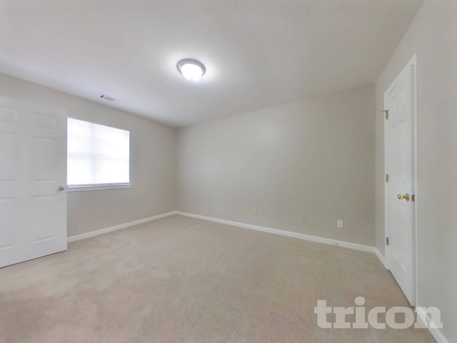 Building Photo - 510 Surveyor Walk